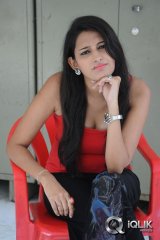Swetha Jadhav at Inka Emi Anukoledu Movie Press Meet